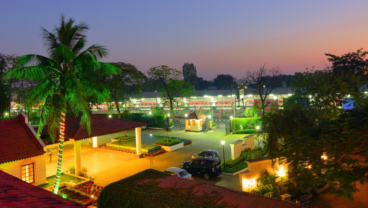 Chanakya Bnr Hotel Ranchi Exterior foto